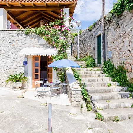 Romance - One Bedroom With Terrace R1